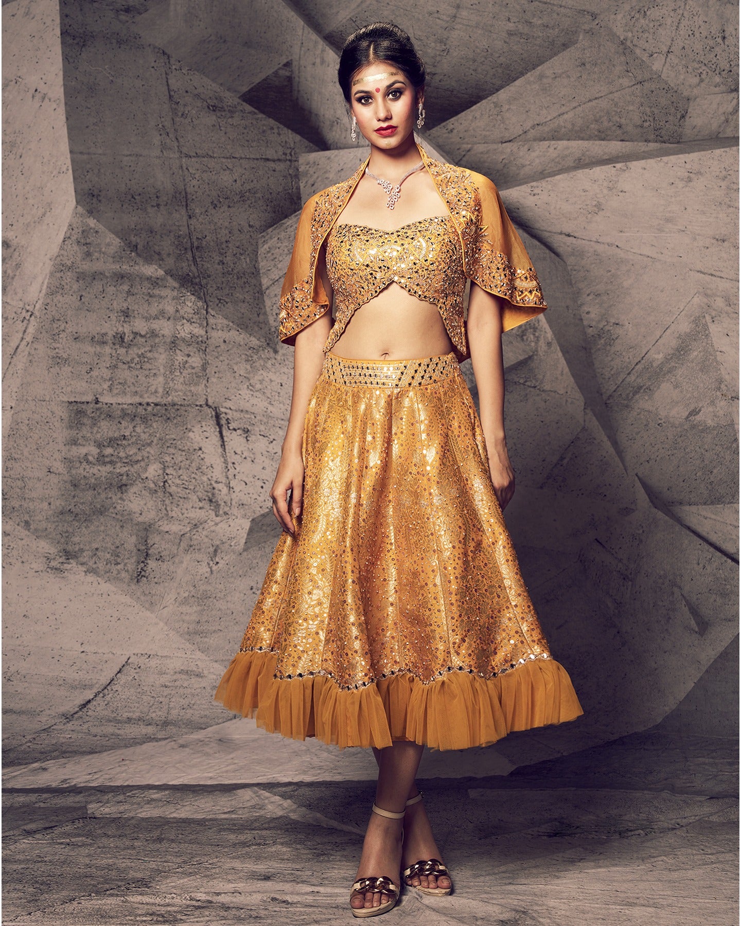 Short lehenga clearance choli