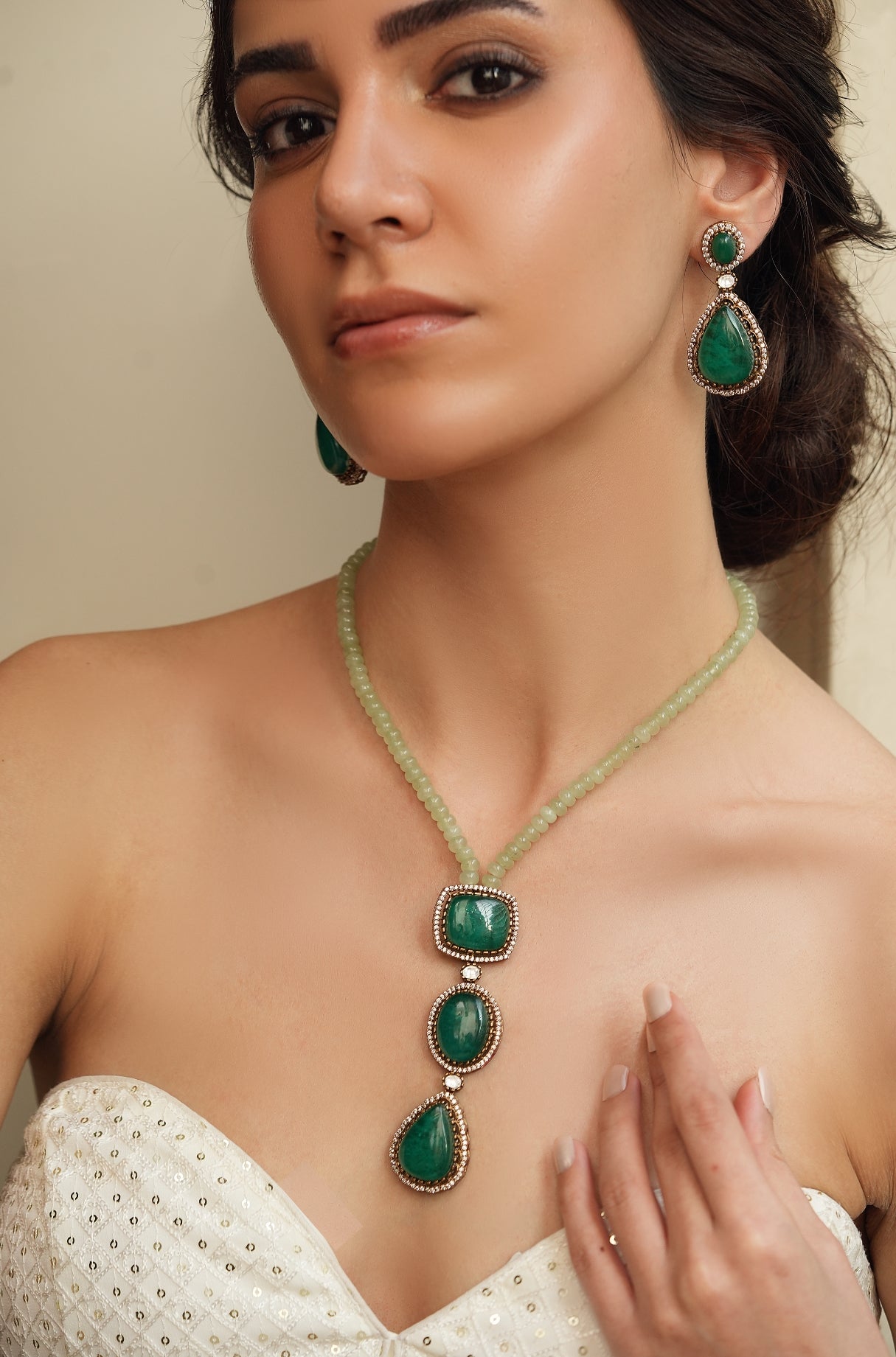 Green Elegance Necklace Set
