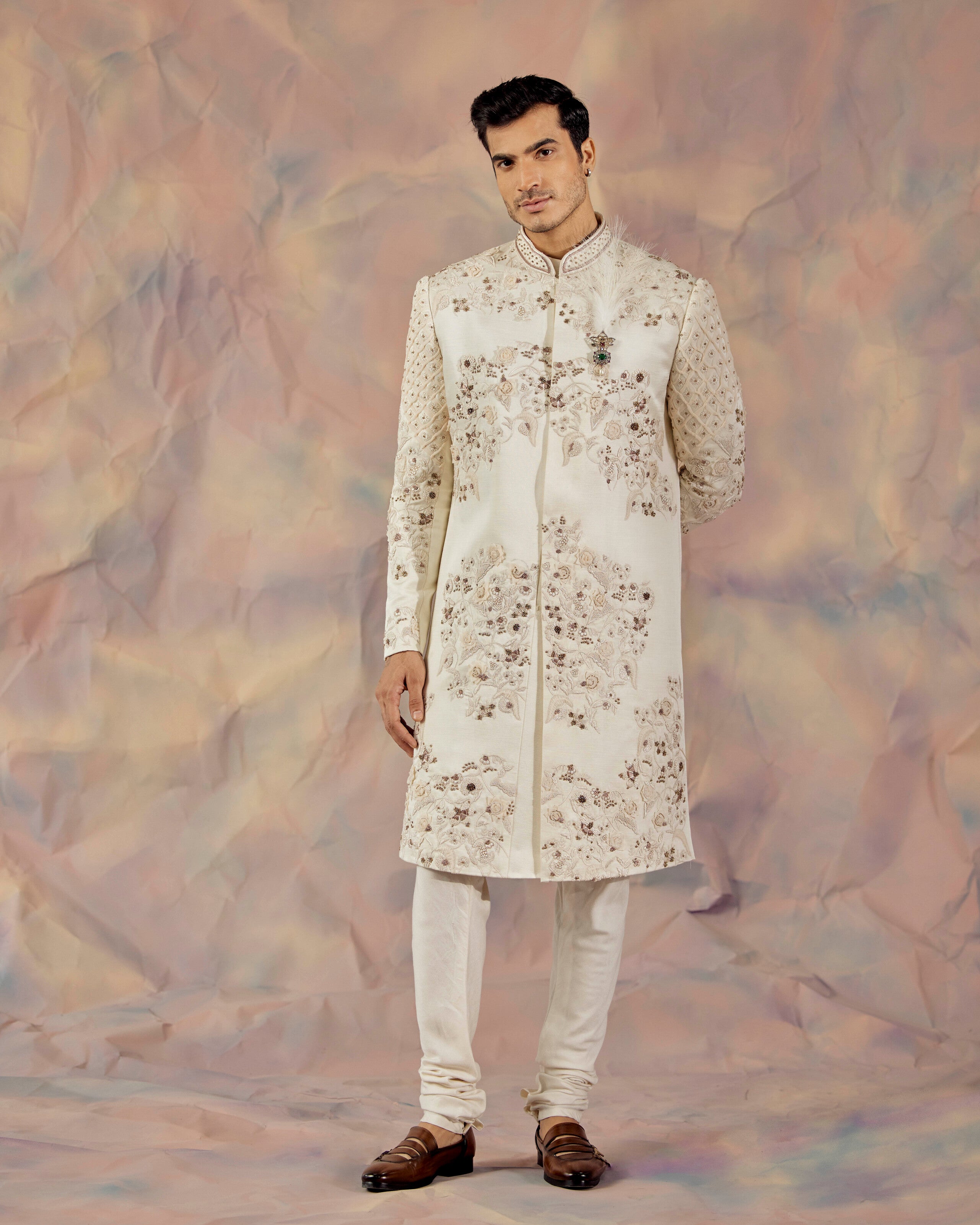 Elegance in every stitch: The Blond Affaire.