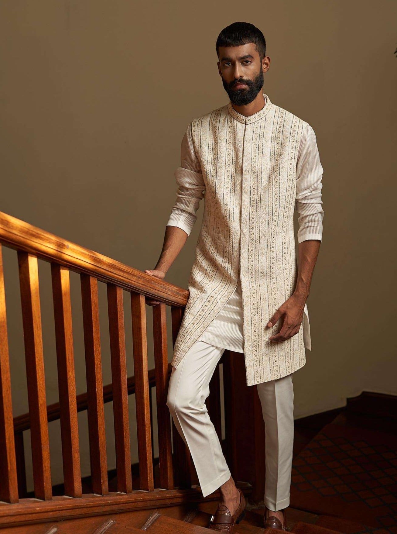 Regal Saga Sleeveless Sherwani