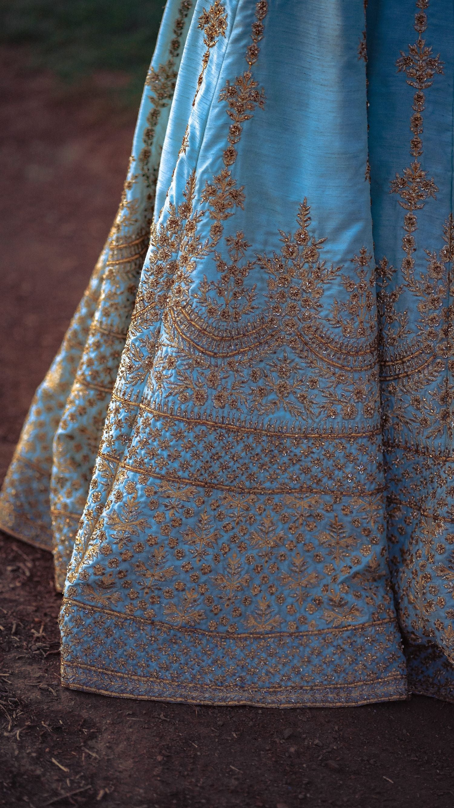 Cyan Lengha