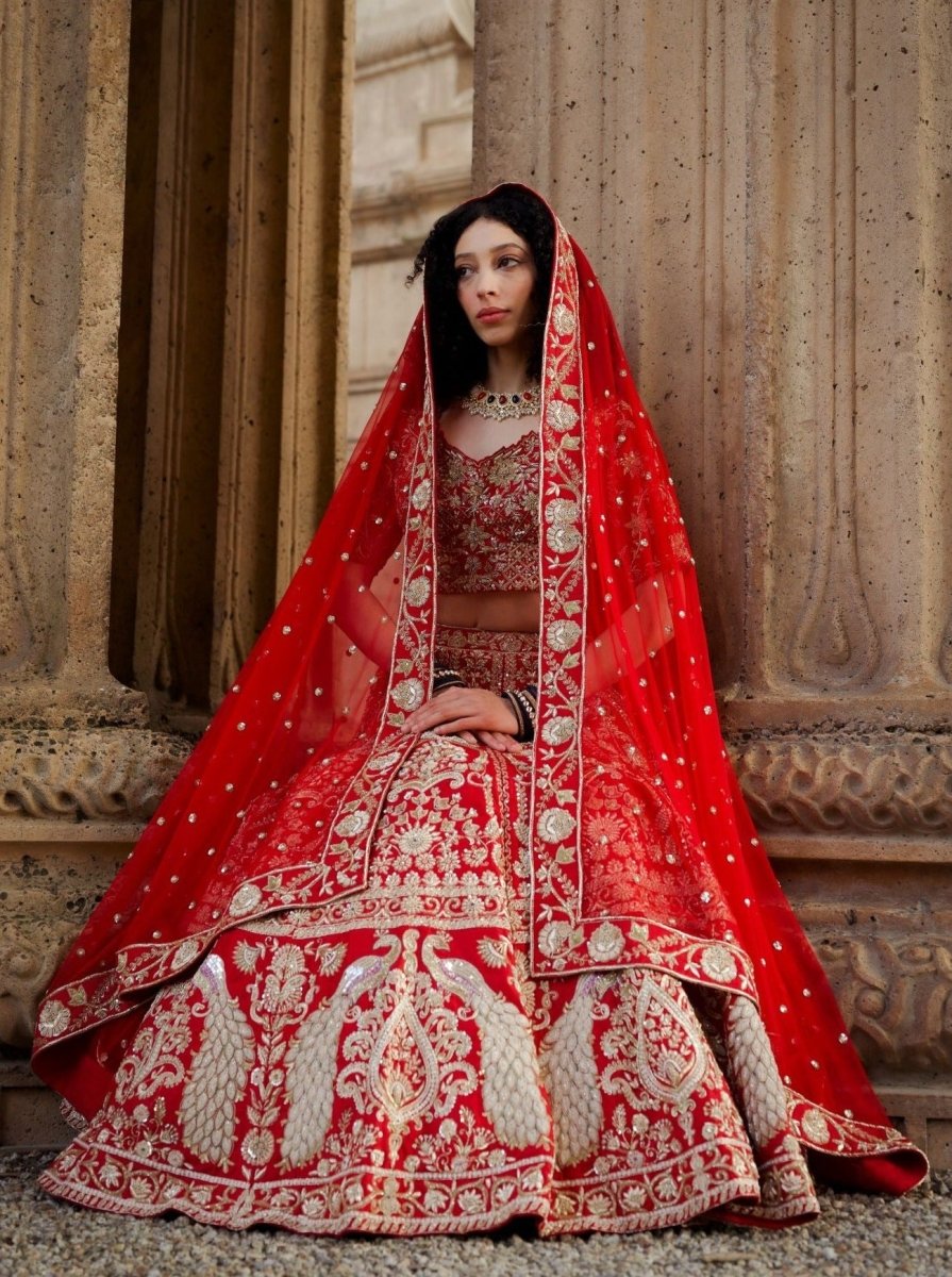 modern lehenga dress 13 Modern Lehenga Designs for 2024 | Latest Lehenga Designs