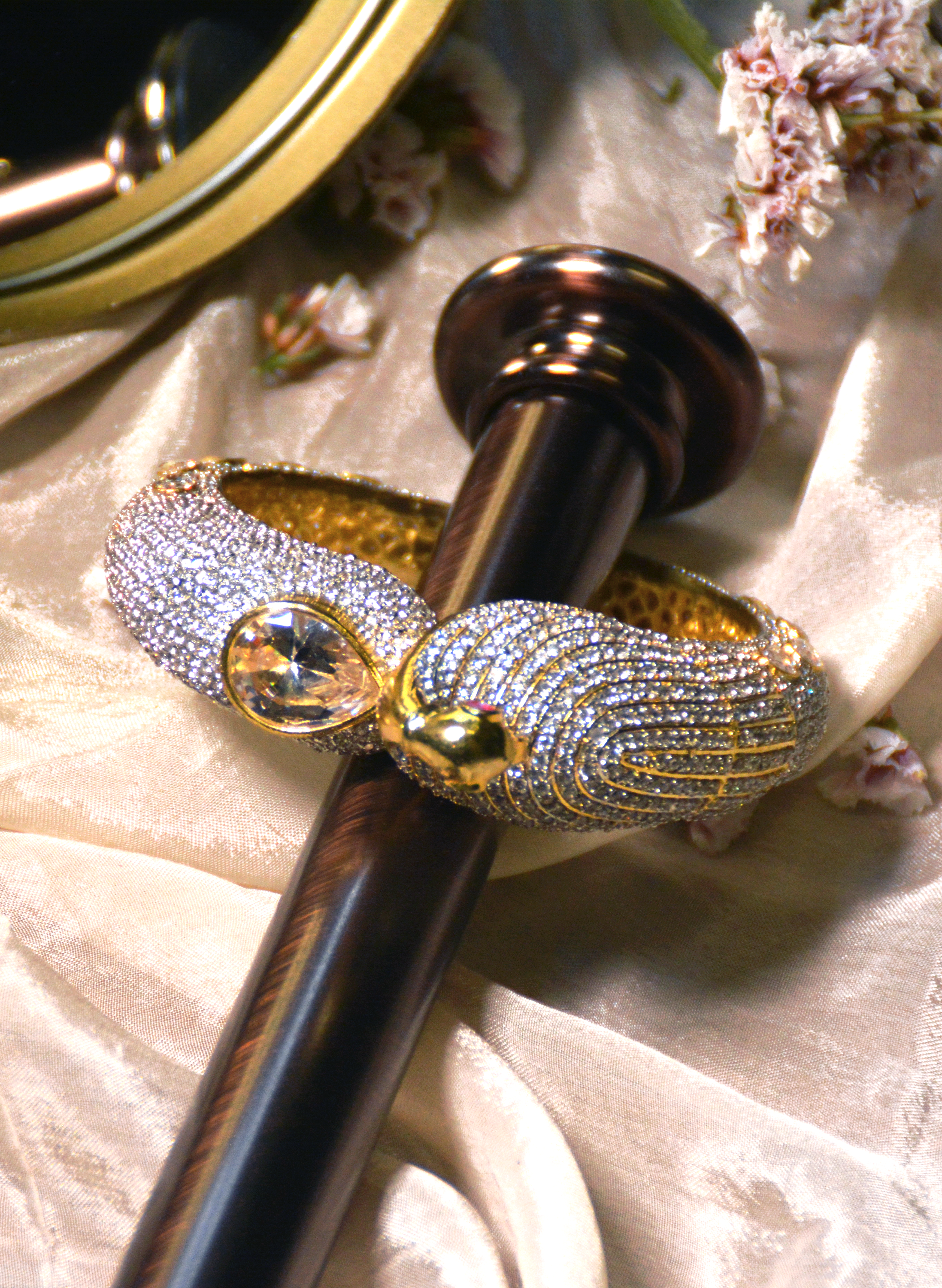 Metal Swan Cuff Bracelet with clear stone Onyx CZ crystals B