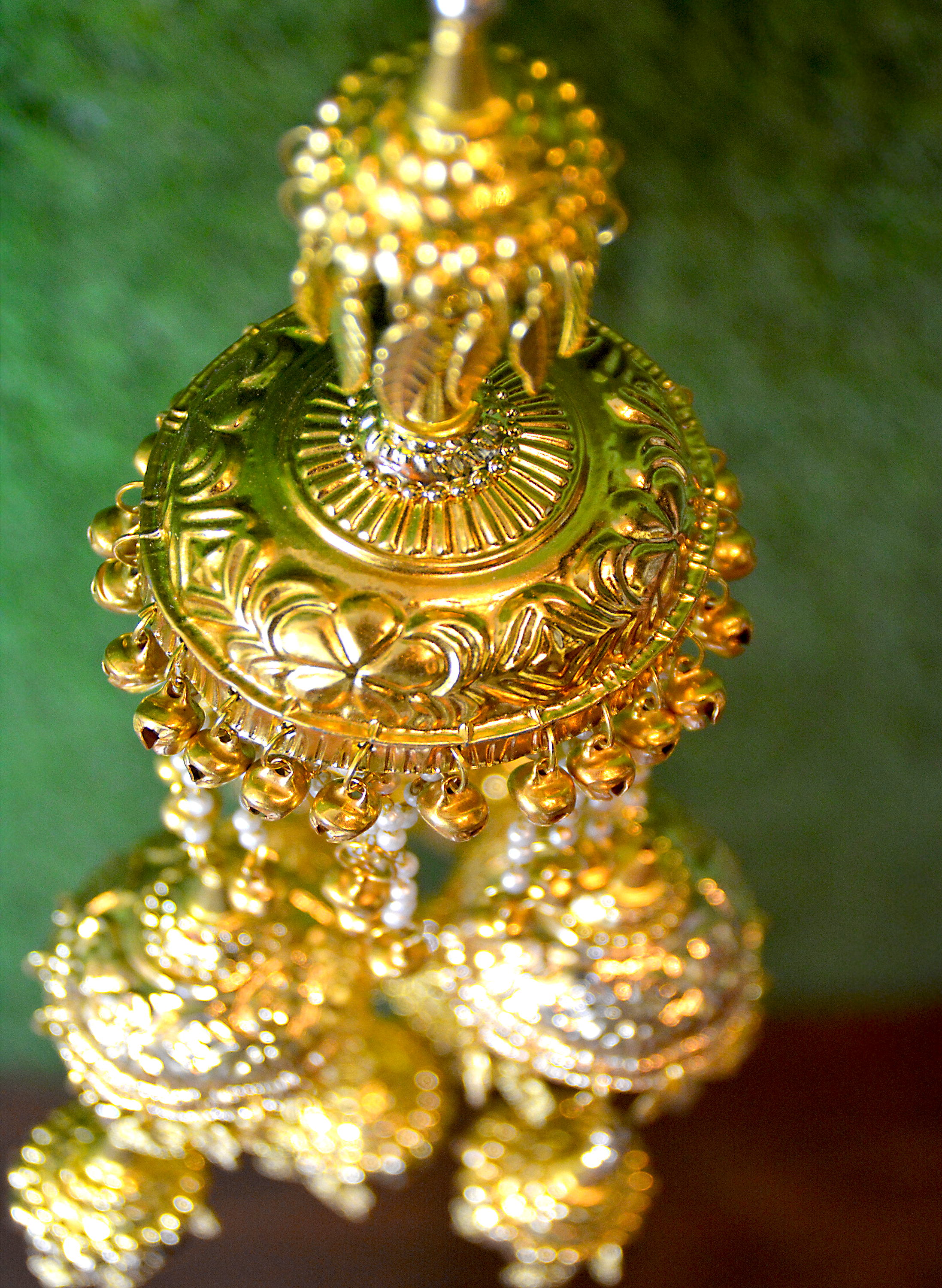 Brides punjabi kalire bangles in gold