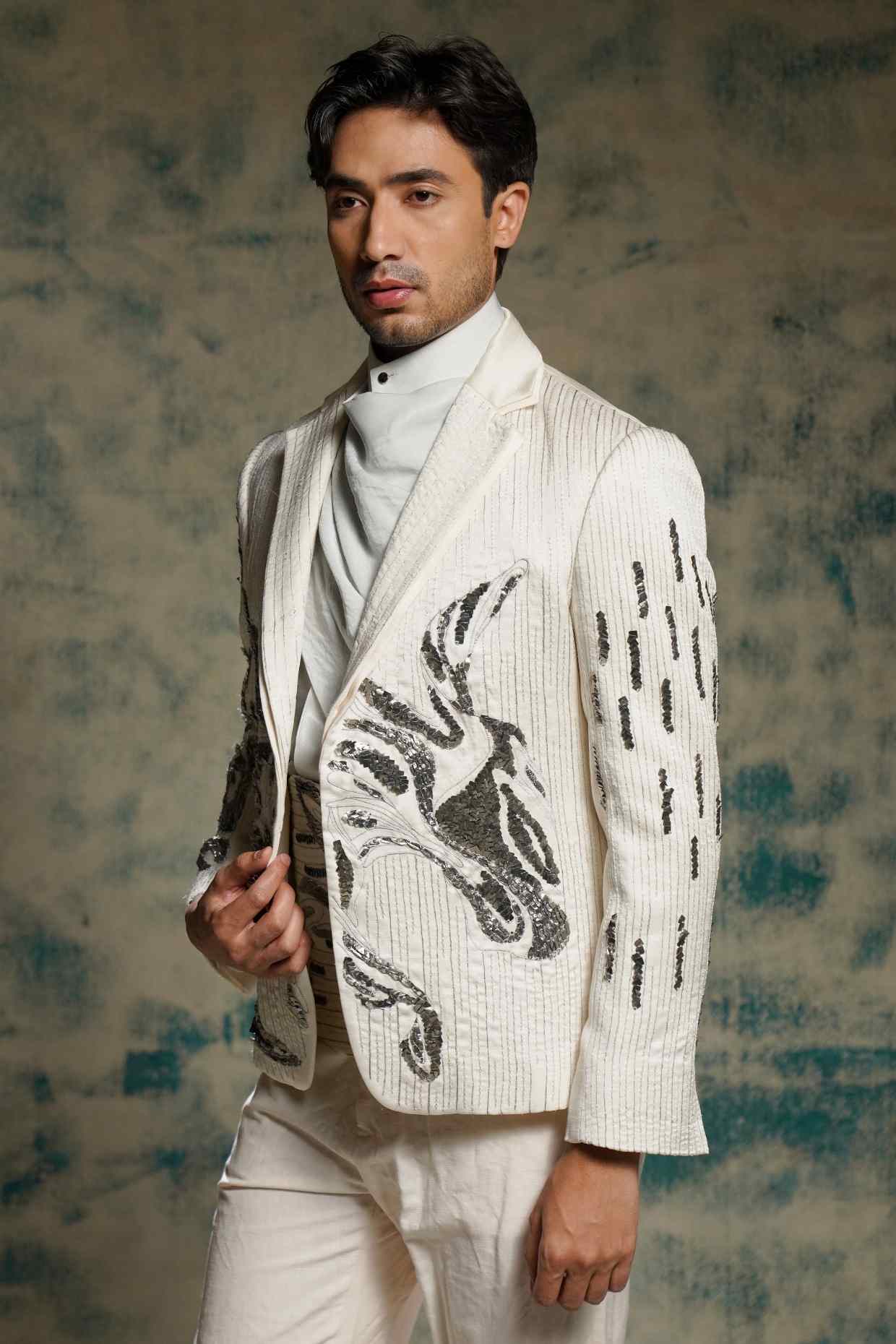 Tusk Nandi Embroidered Blazer Set