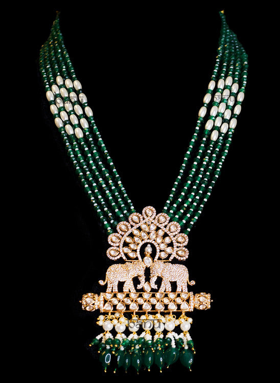 Royal Taj Green Jewelry Set