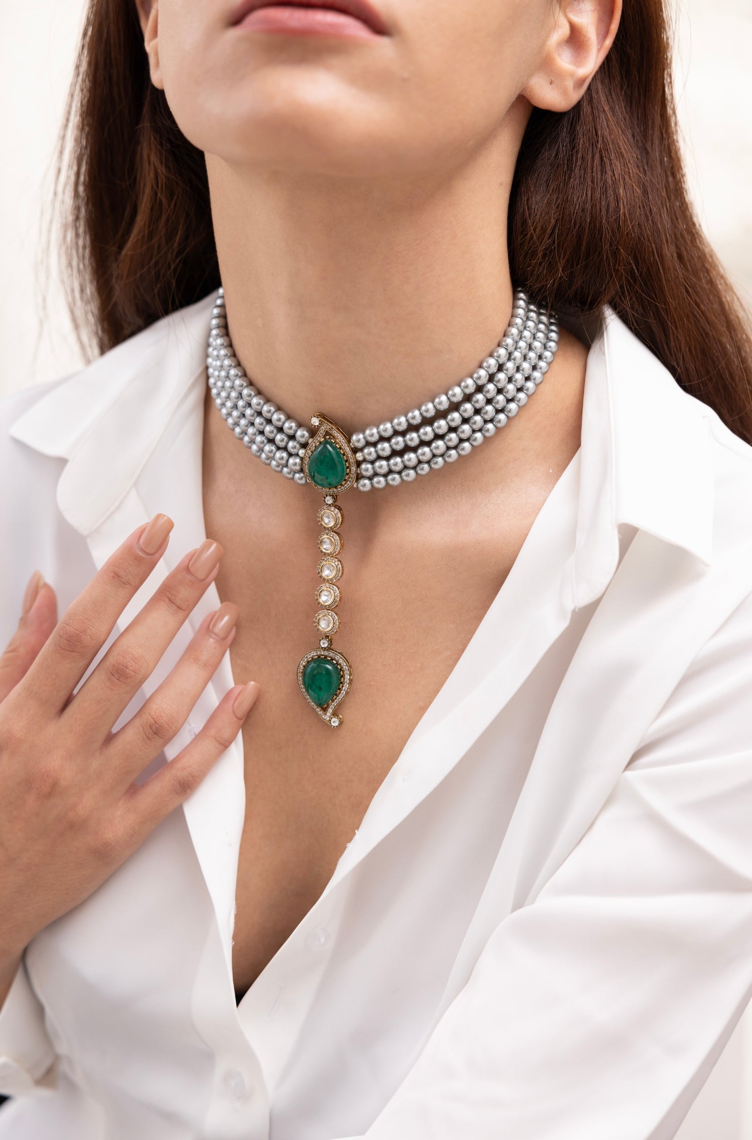 Avarna Choker
