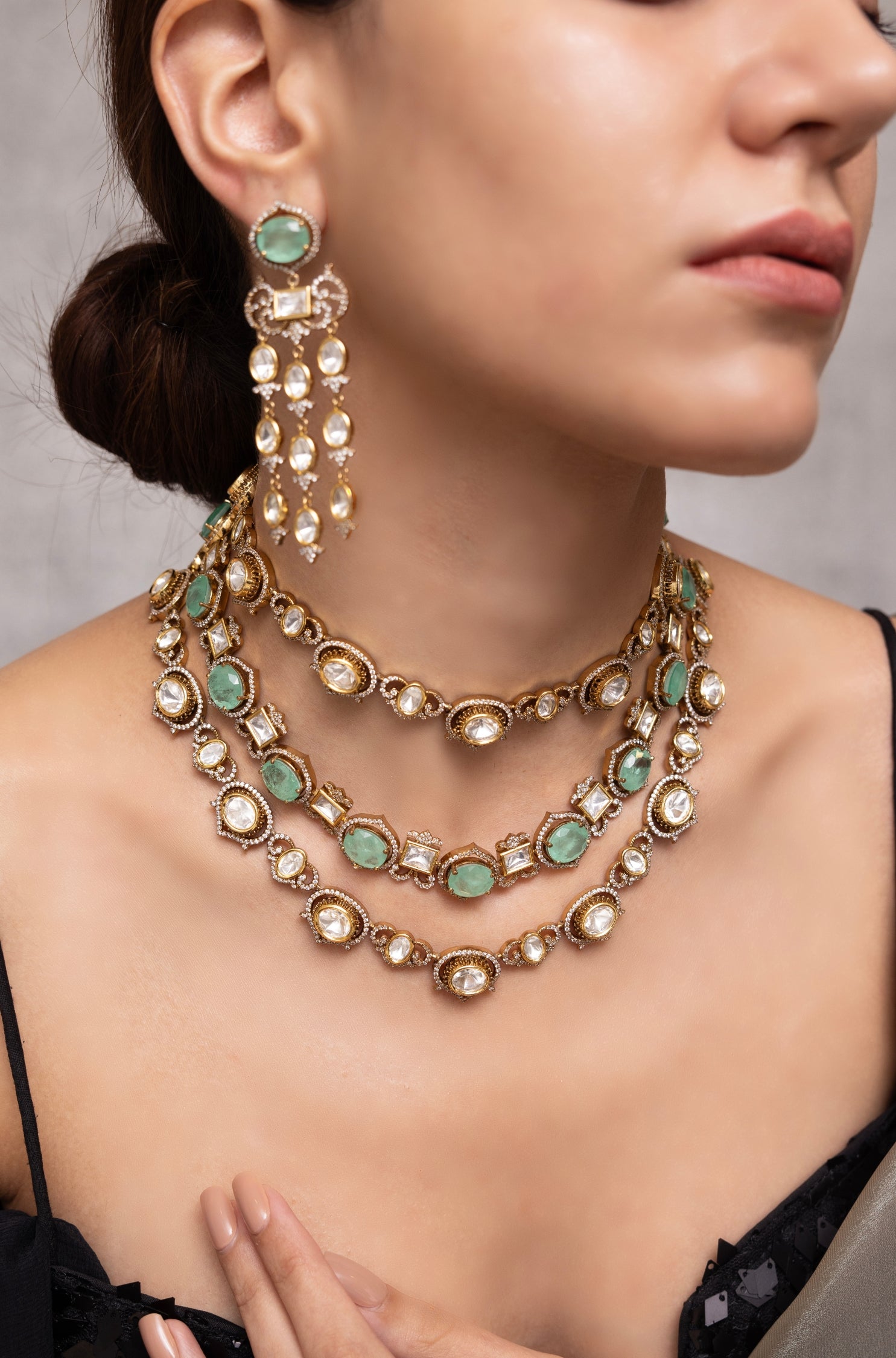 Saanvi Necklace Set