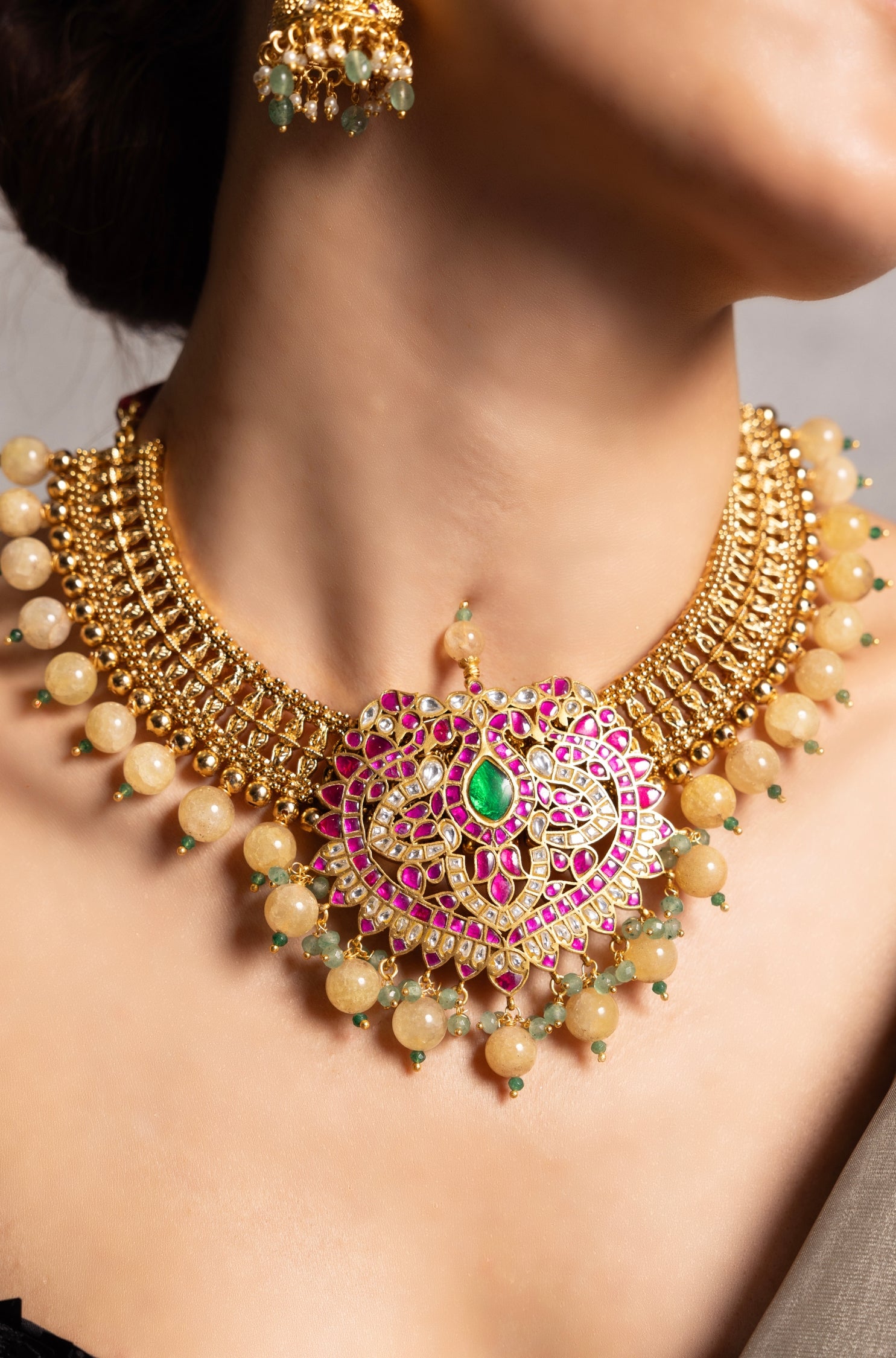 Harvi Necklace Set
