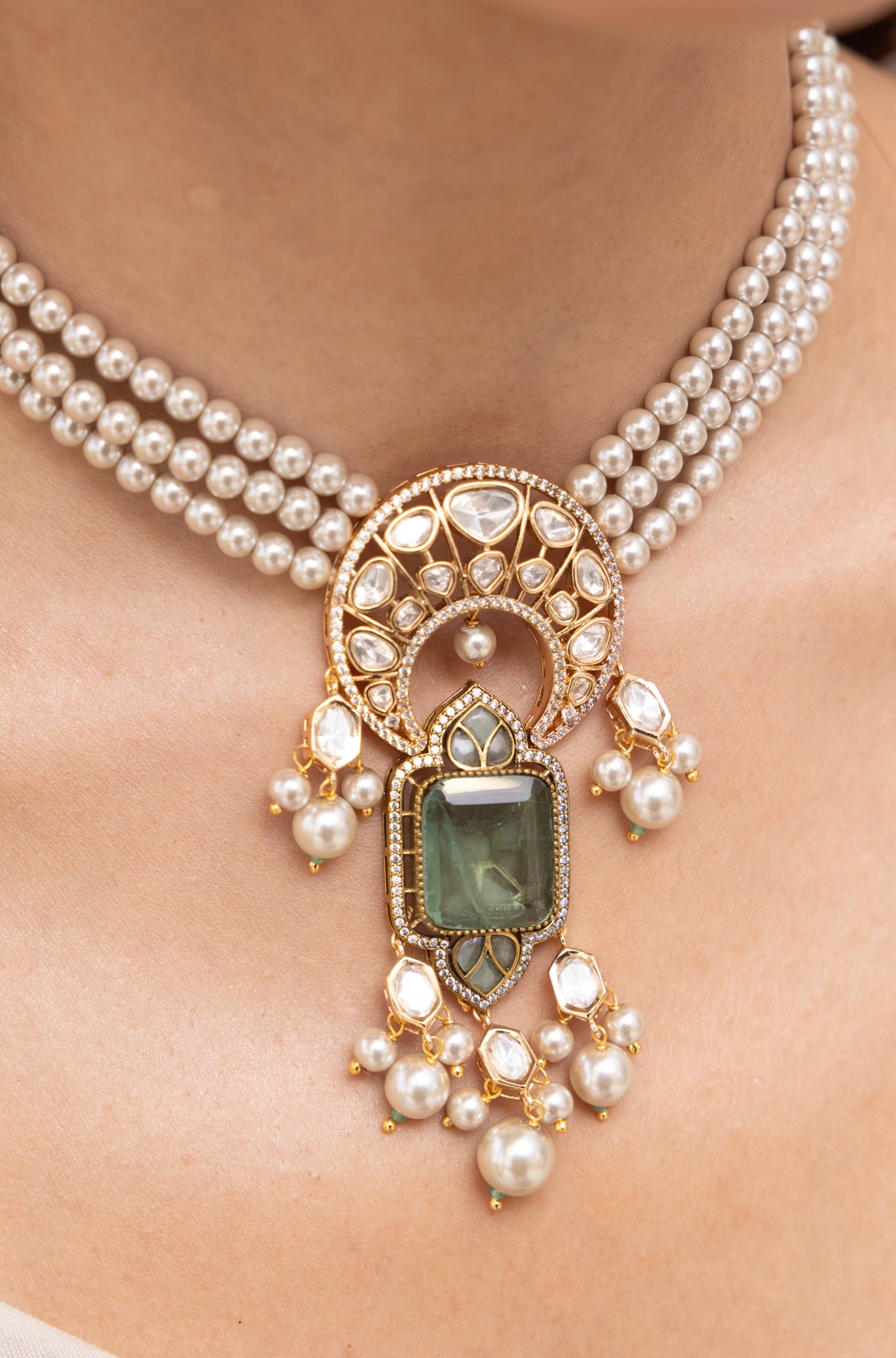 Saesha Necklace Set