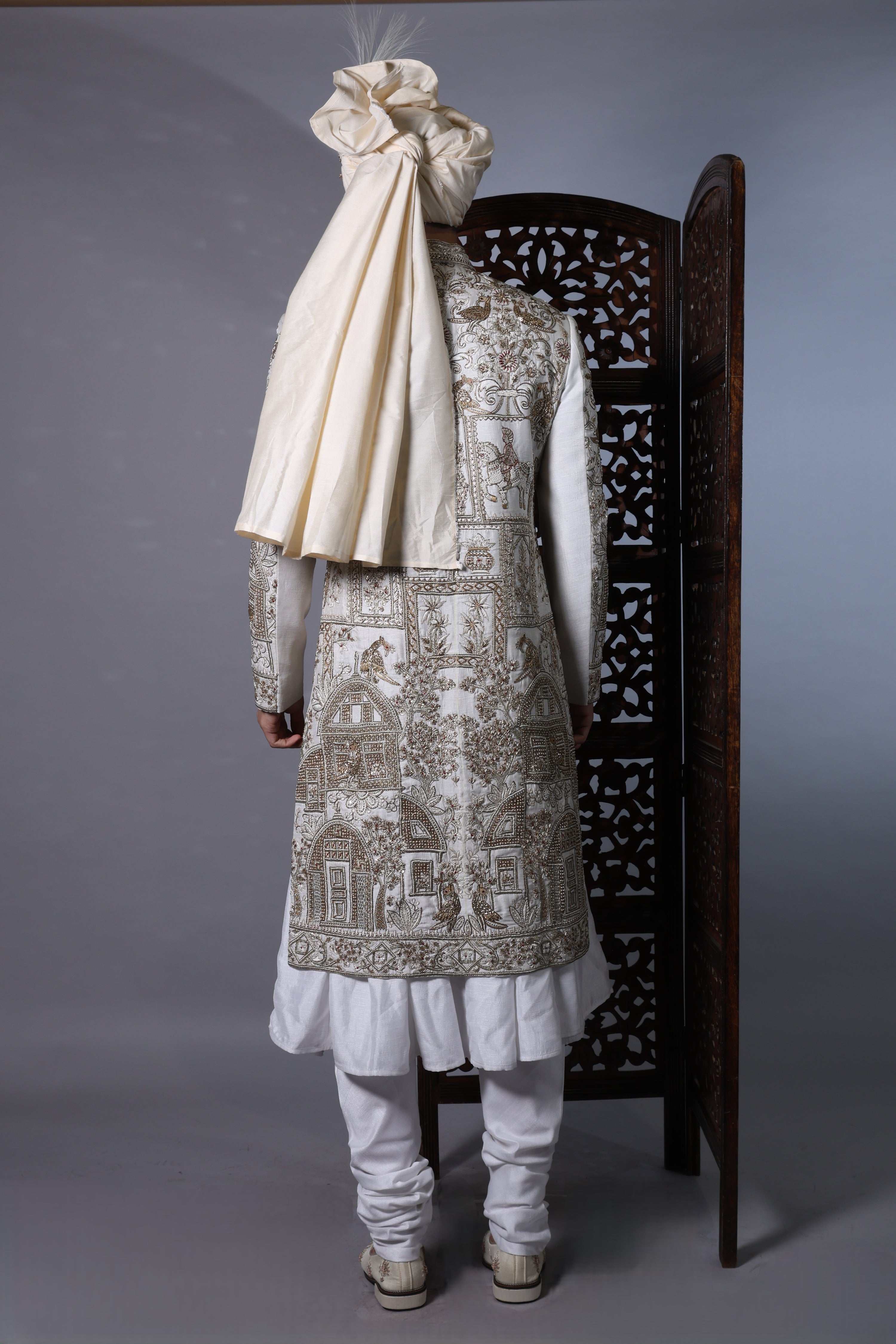 Regal Vista Sherwani Set