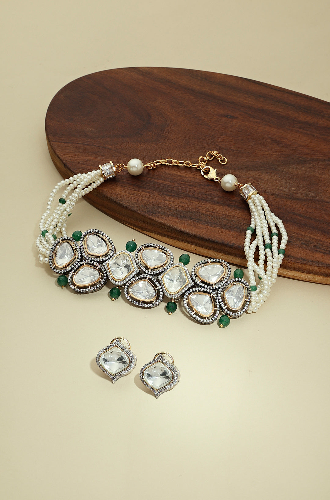 Green And White Antique Polki Necklace Set