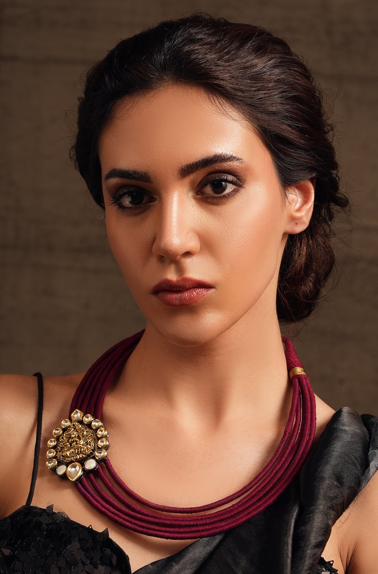 Maroon Thread Polki Necklace