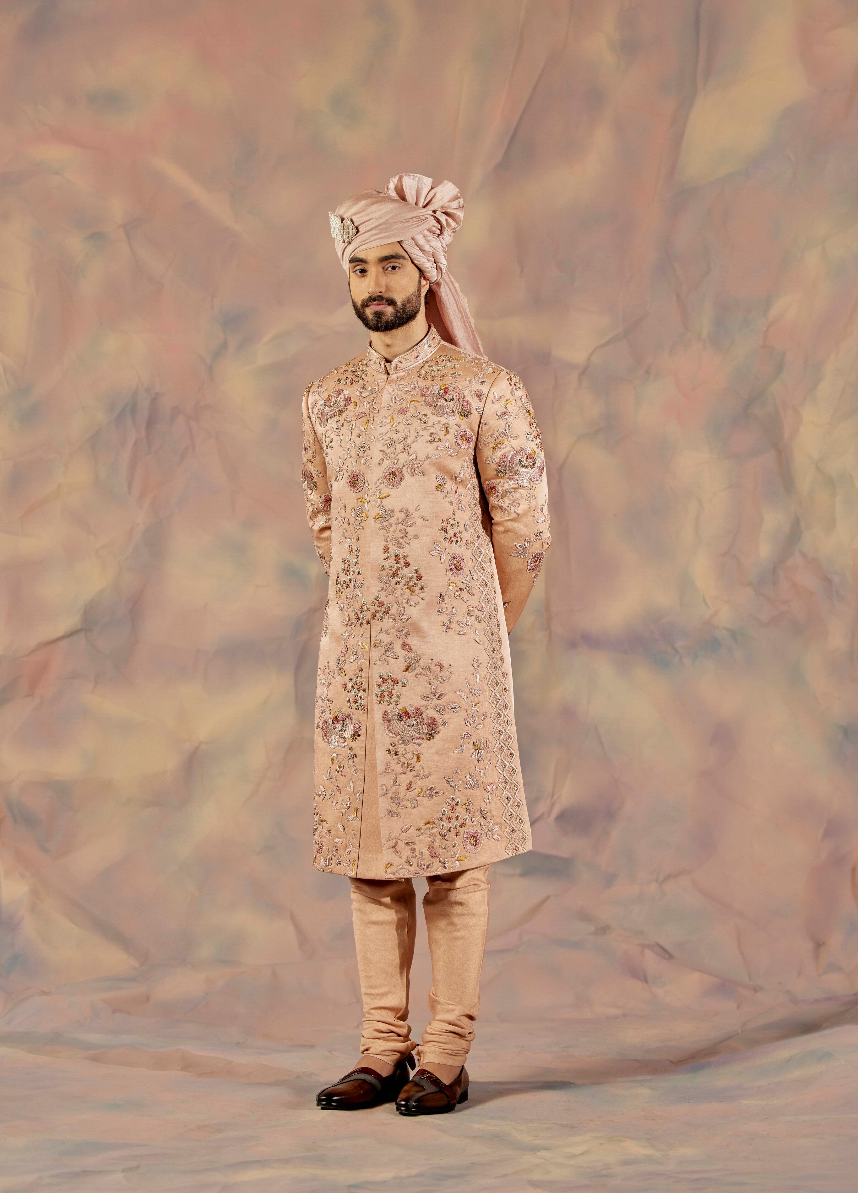 Elevate your occasion with the Santé Sherwani Set.