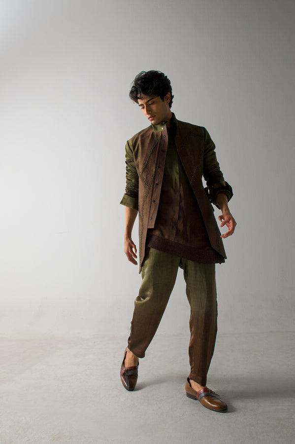 Earthy tones, timeless style – Mr. Olive Trousers.