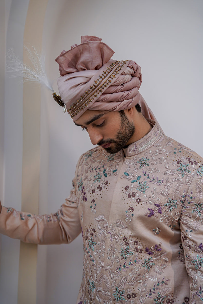Delicate details, luxurious fabric – the Blush In JMC sherwani is a true work of art.