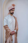The Classic Groom: Embracing tradition with modern charm