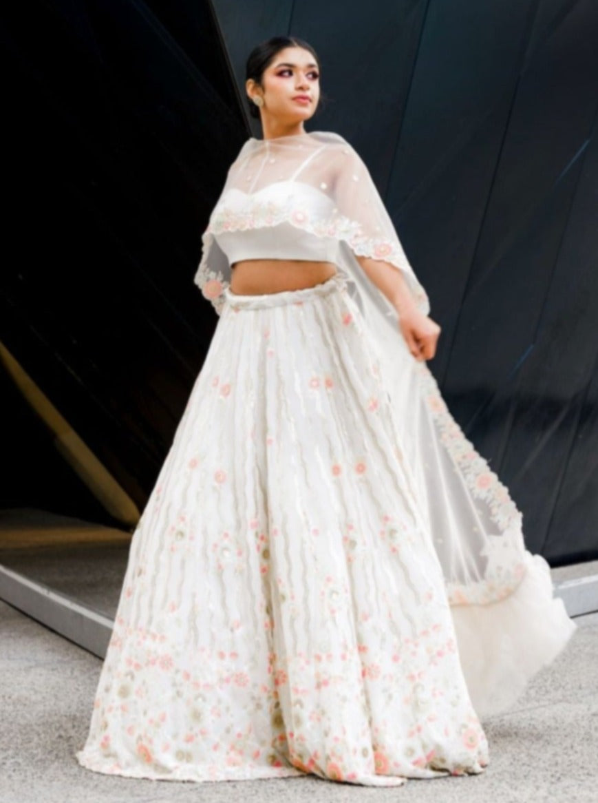Load image into Gallery viewer, Claire Lehenga
