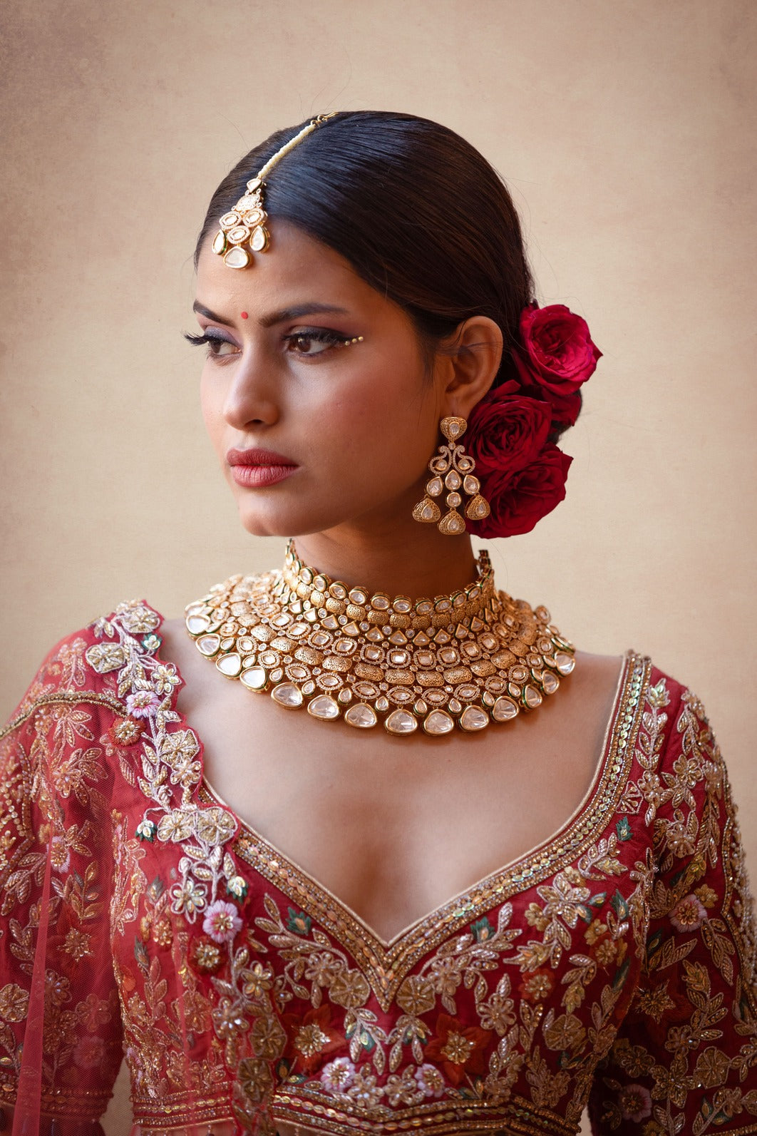 Asian Bridal Makeup Trends 2019 - Asian Bride Wearing Traditional Bold Red  Lipstick