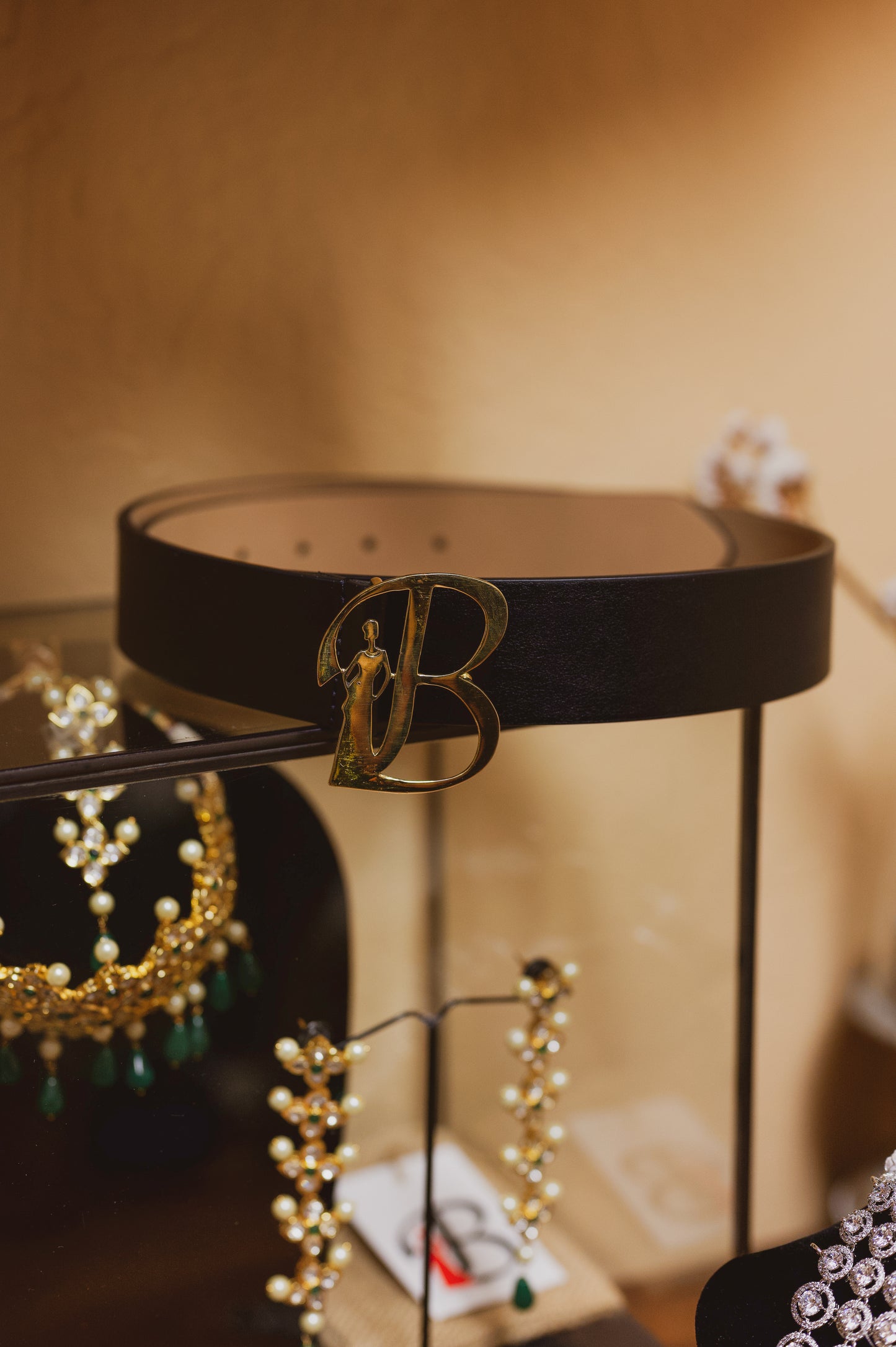 Black unisex belt