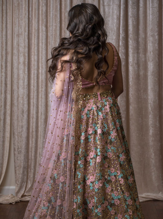 Leaf cut neckline blouse lehenga