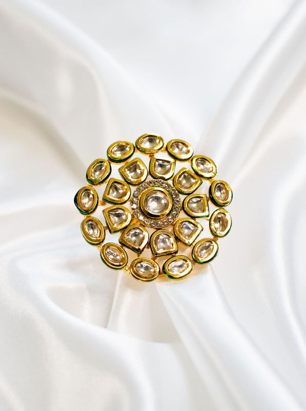 Clear Kundan gemstone finger ring for ladies'