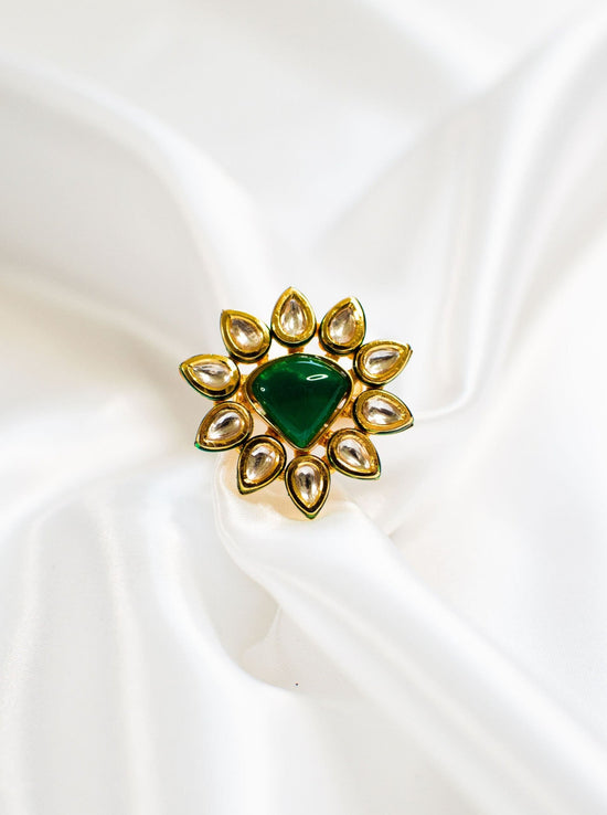 Emerald ring with Kundan gemstone for women