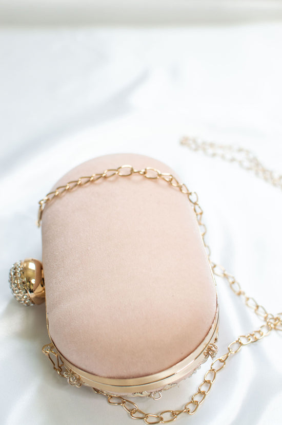 Load image into Gallery viewer, Peach fabric clutch with Zardozi &amp;amp; Pearl work
