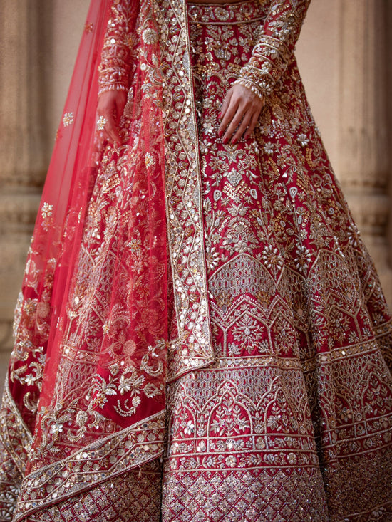 red lehenga