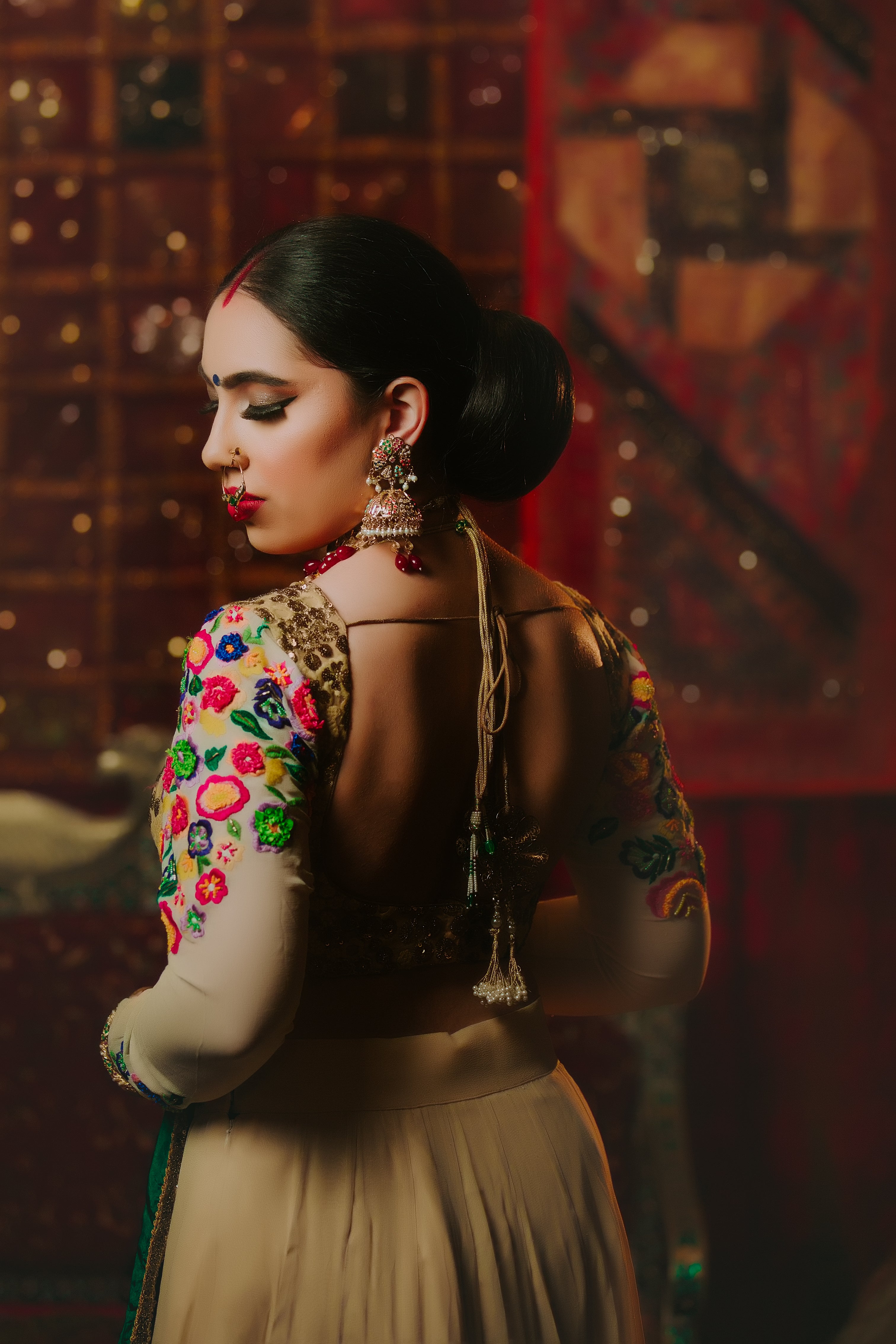 Black Lehenga With Metallic Foil Printed Work And Pigment Foil Work, Cancan  Lehenga Choli For Party And Wedding Wear Latest Bollywood Design at Rs  2799.00 | शादी का लहंगा - Shivam E-Commerce,