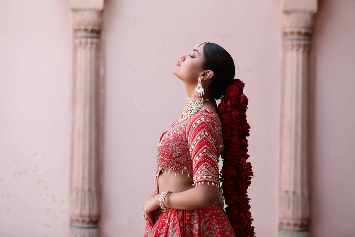indian red wedding lehenga