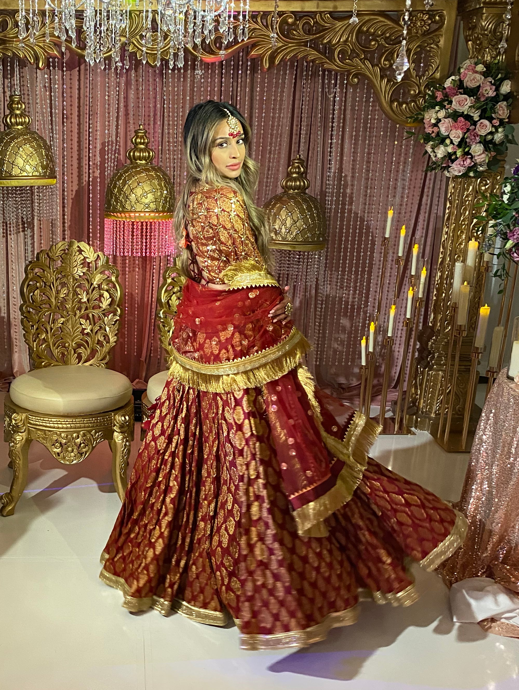 Classic #bridal #lehenga | Bridal lehenga red, Latest bridal lehenga,  Designer bridal lehenga