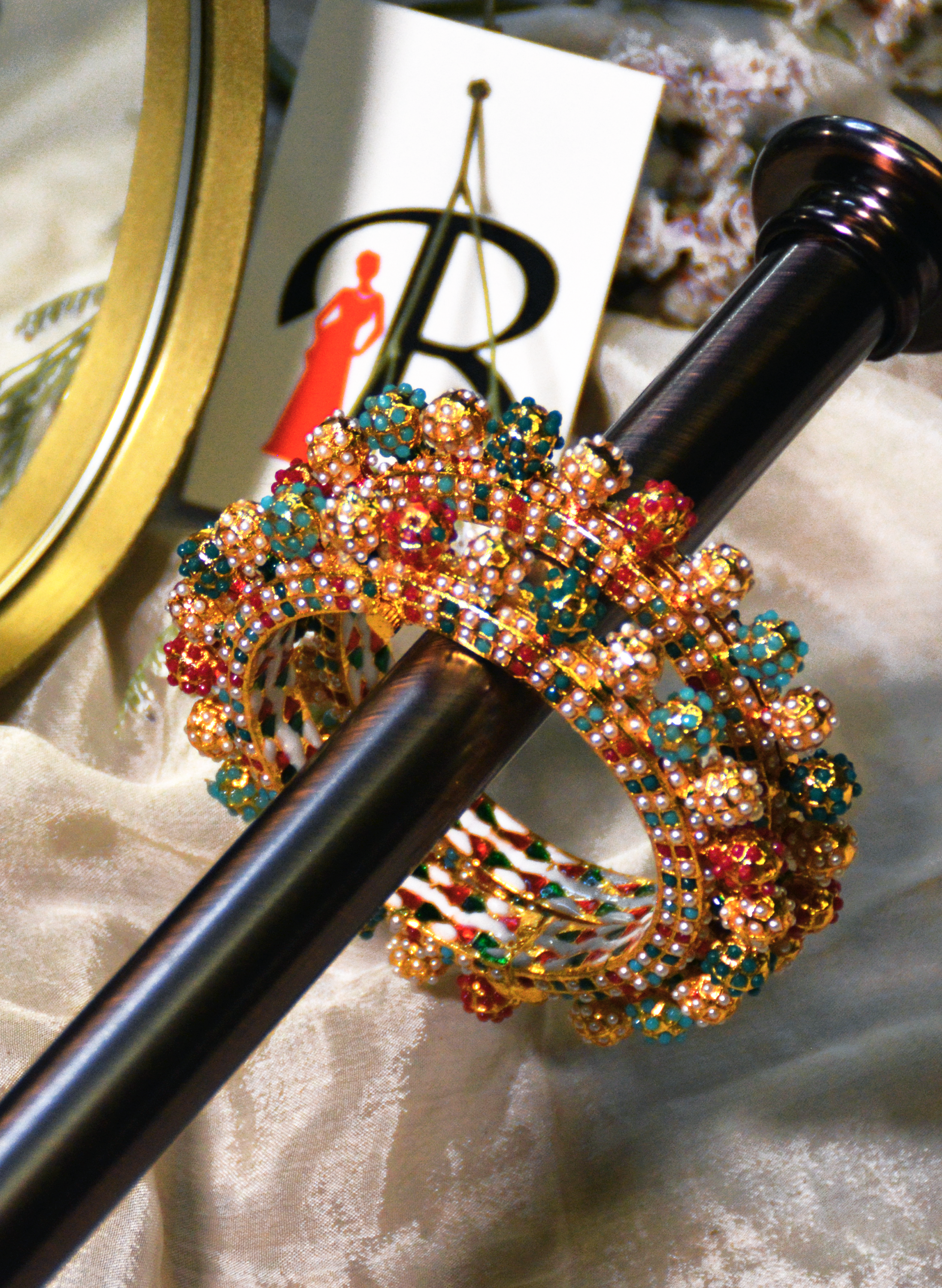Krutignya - Multicolor bangle with precious stones