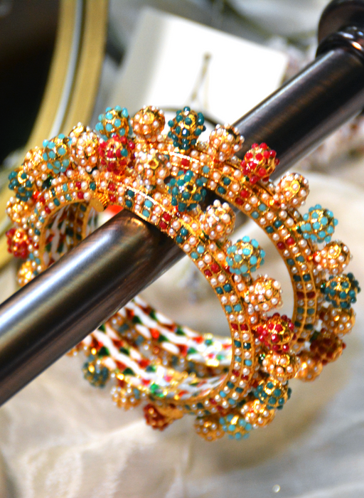 Krutignya - Multicolor bangle with precious stones