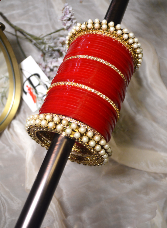 Load image into Gallery viewer, Red color Indian chudda bangles with Pearls 
