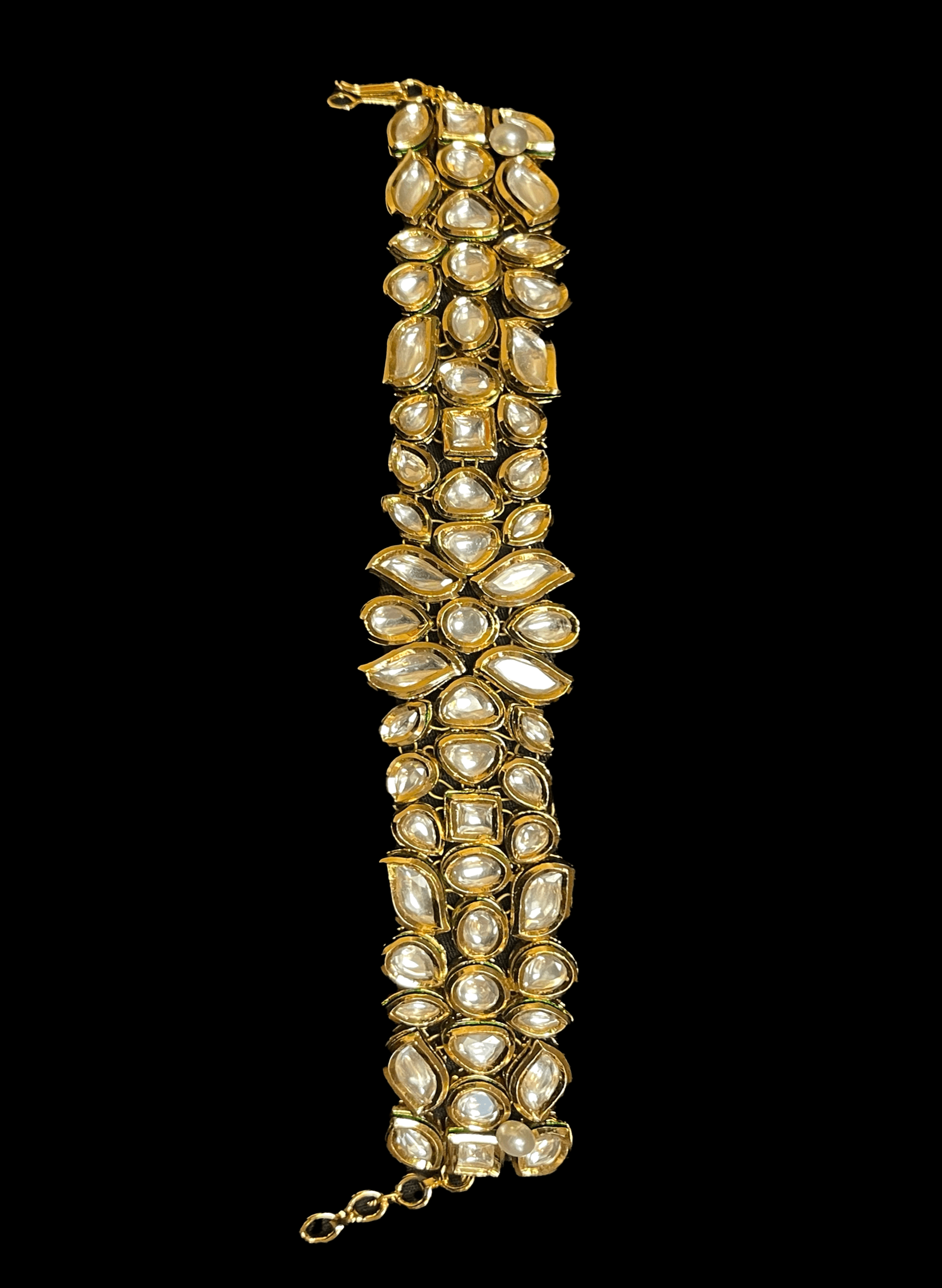 Gold-plated Kundan cuff bracelet for Indian brides