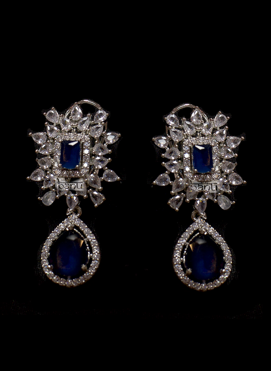 Esmeralda II - Pearl and Blue Emerald Bridal Choker Set