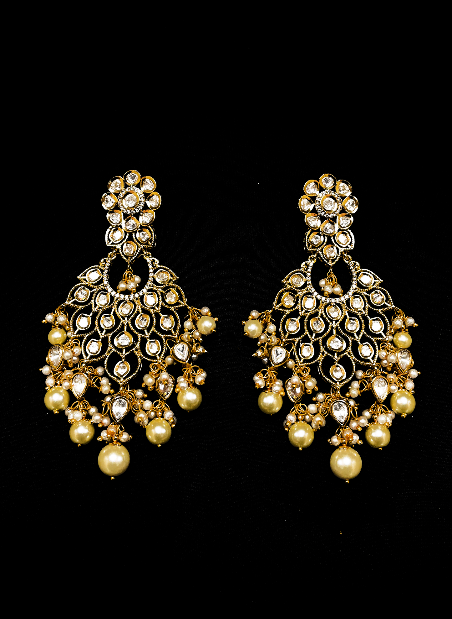 Load image into Gallery viewer, Purvi Earrings
