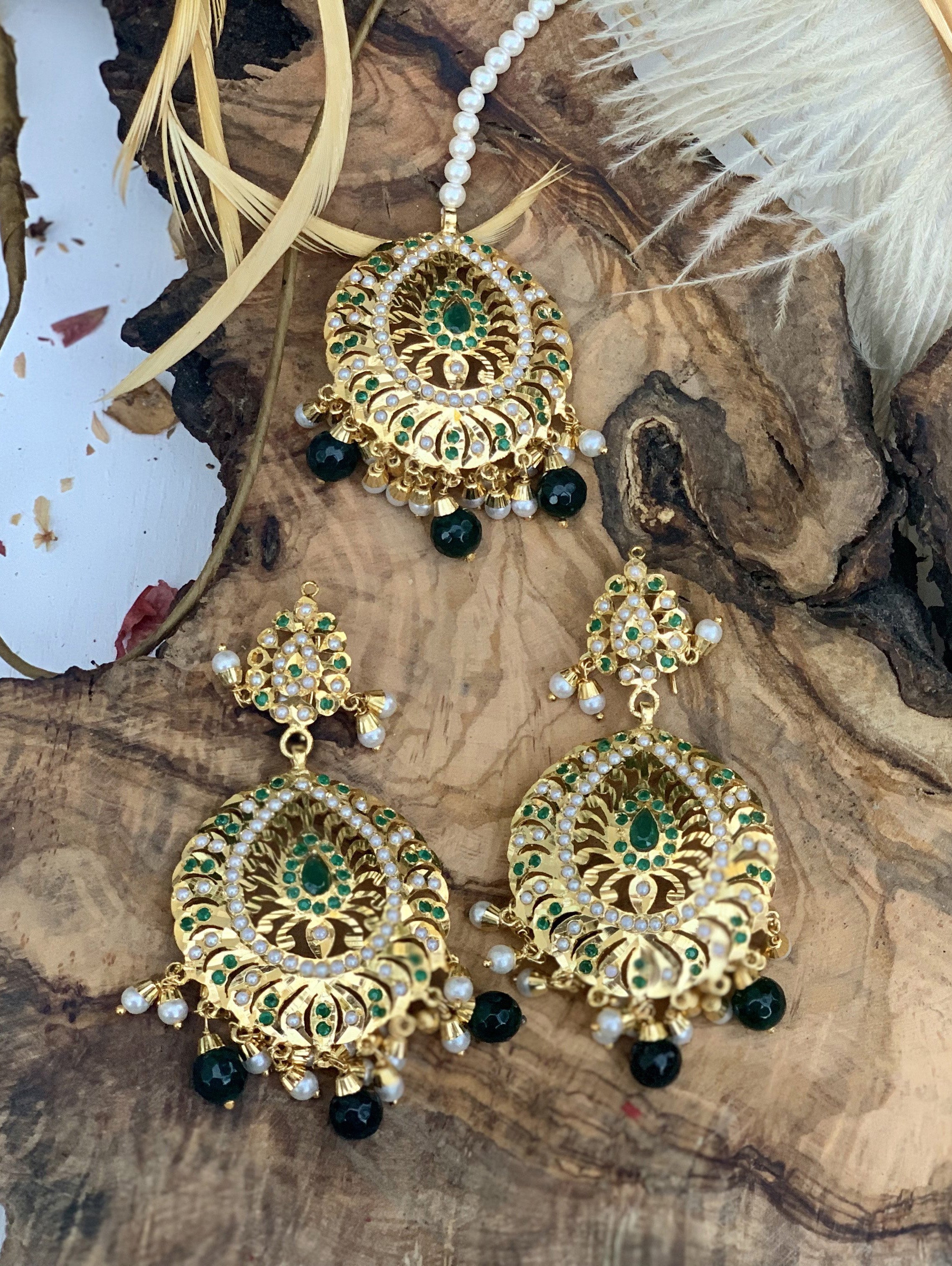 Jewellery on sale tikka set