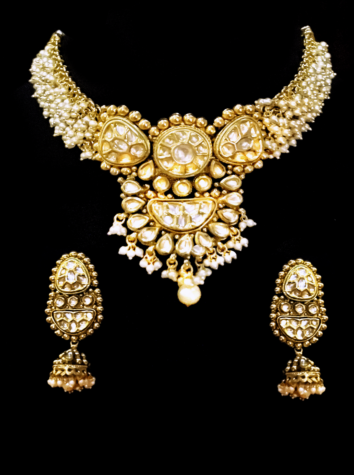 Cluster pearl Kundan bridal jewelry set