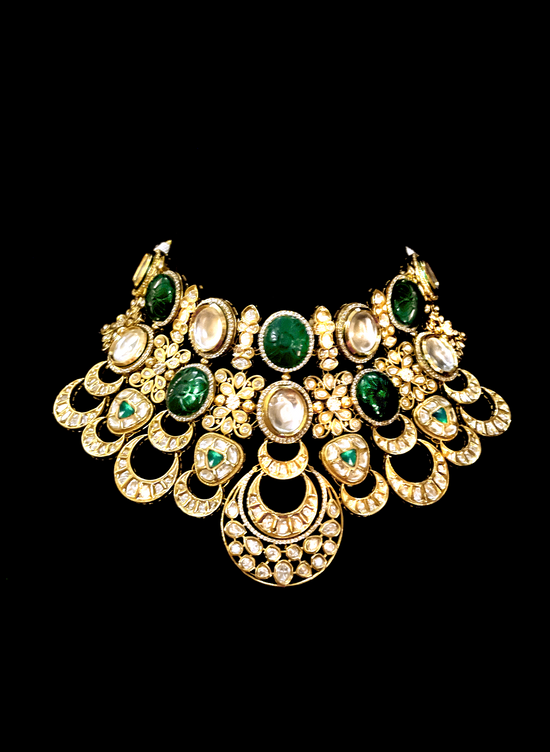 Kundan bridal choker with emerald gems