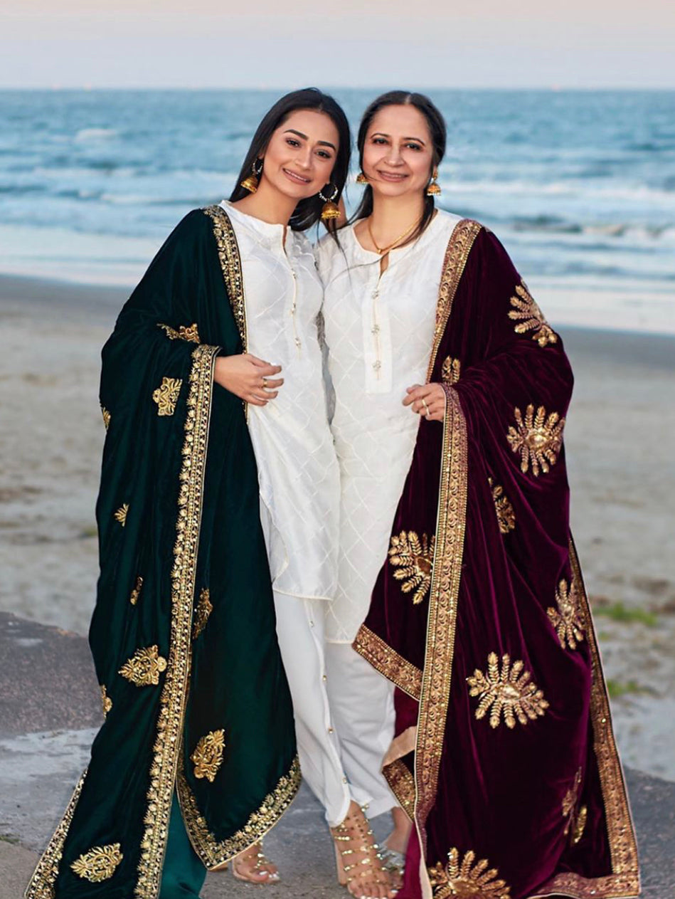 Velvet Designer Shawl महिलाओं के लिए काला