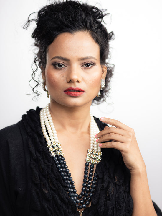 Load image into Gallery viewer, Mirah Necklace With Matte Grey Pearls &amp;amp; Polki - bAnuDesigns
