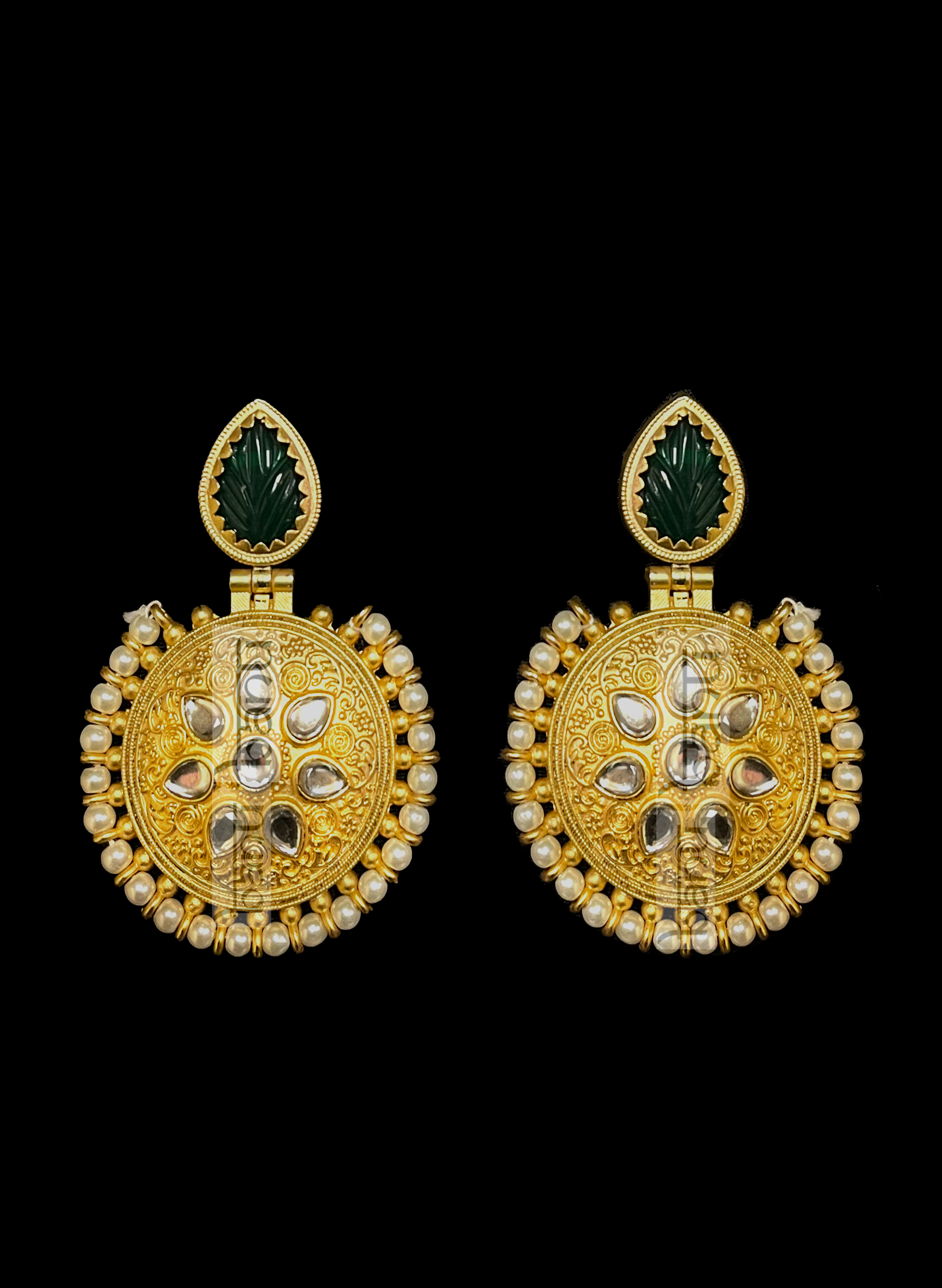 Green Onyx Amrapali Earrings for women with pearls