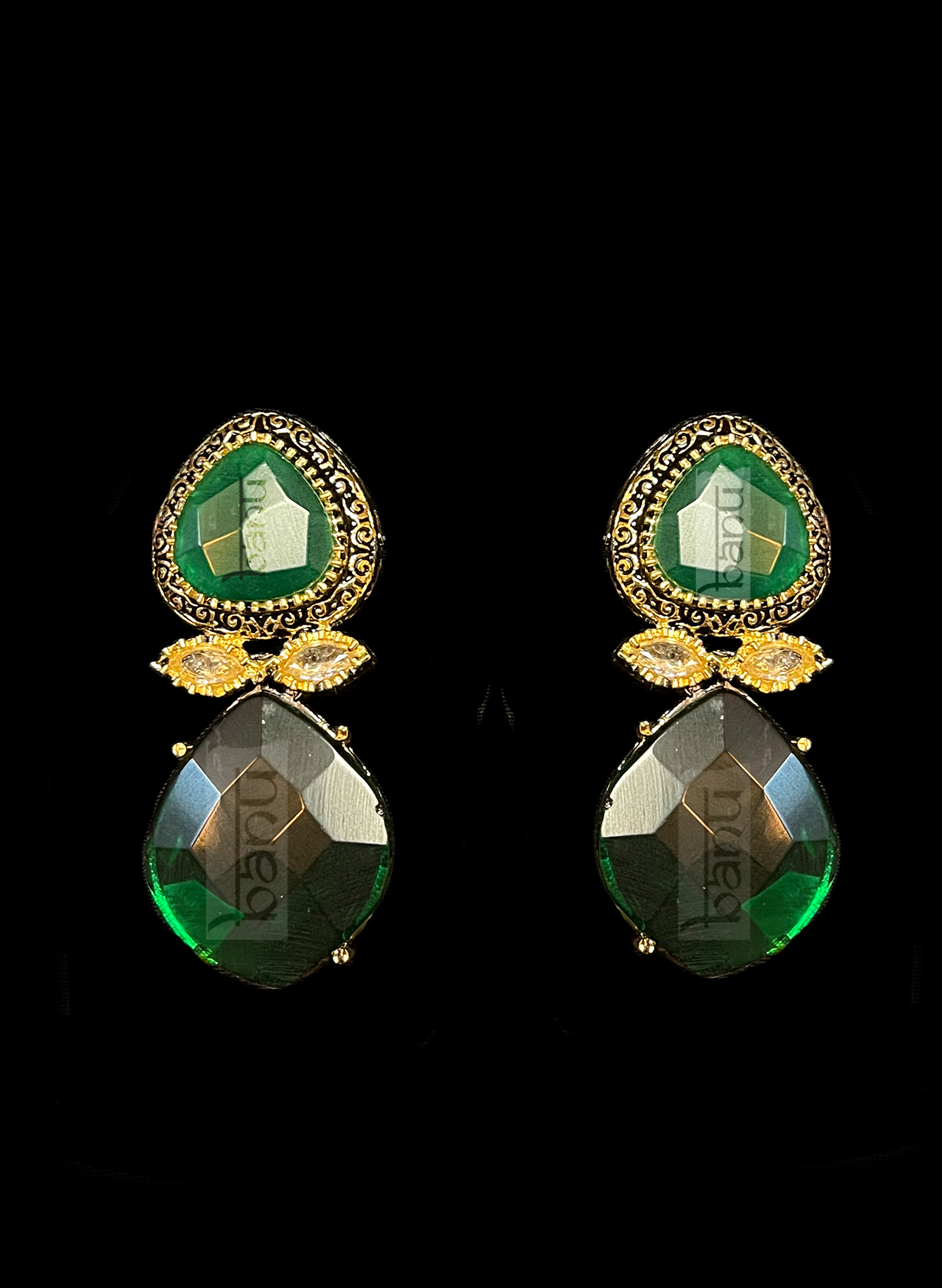 Green onyx earrings in gold plated metal for Indian Brides of the USA