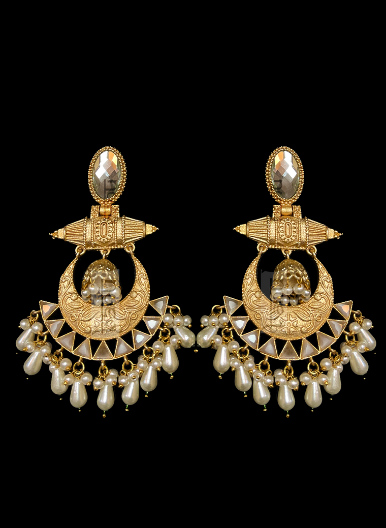 Pettra V Earrings