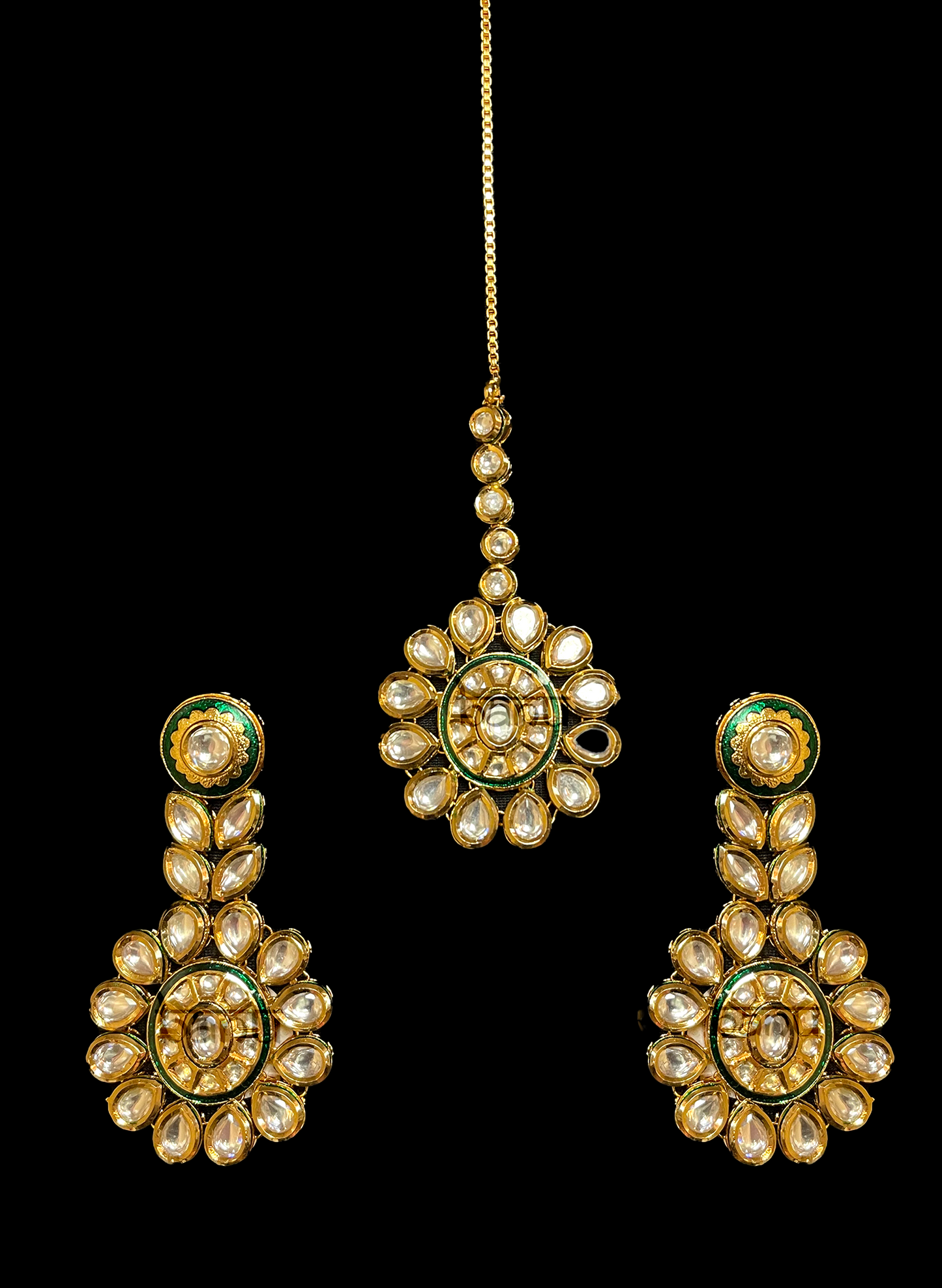 Load image into Gallery viewer, Contemporary Indian jewelry - Kundan Jhumka &amp;amp; Maang Tikka
