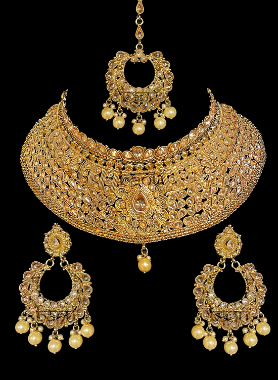 Load image into Gallery viewer, Rose gold kundan jewelry set for modern women
