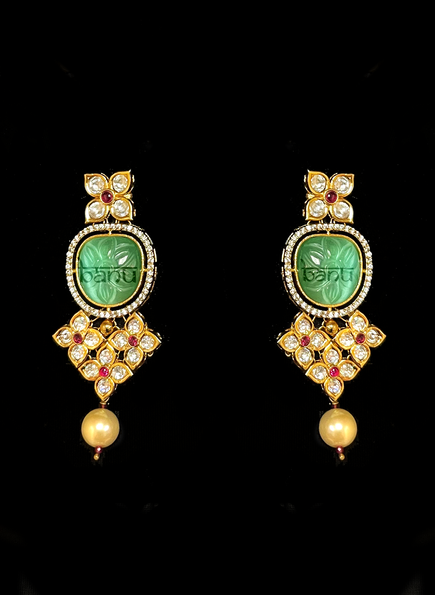 Load image into Gallery viewer, Green gemstone earring with Kundan stones and pearl drops
