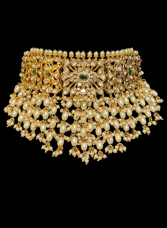 Saras II - Gold Plated Indian Bridal Choker Set w/ Kundan Emerald & Pearls
